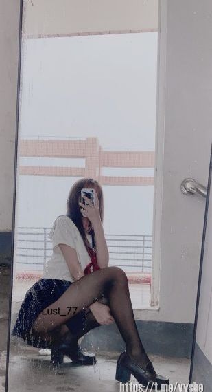 美女亚洲揉胸一区二区_日韩成人在线