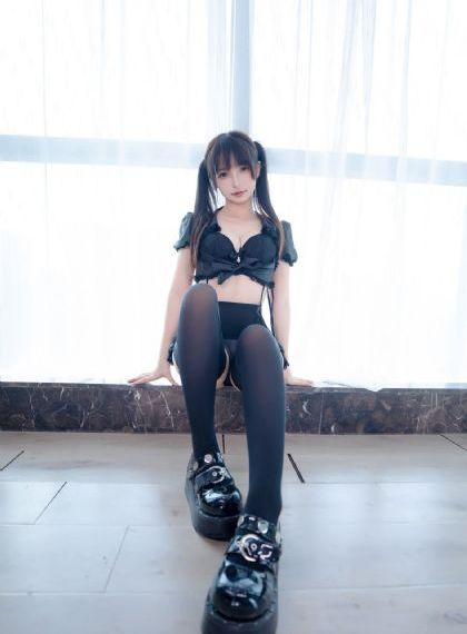 欧美小女孩卖萌头像_HD日本电影在线