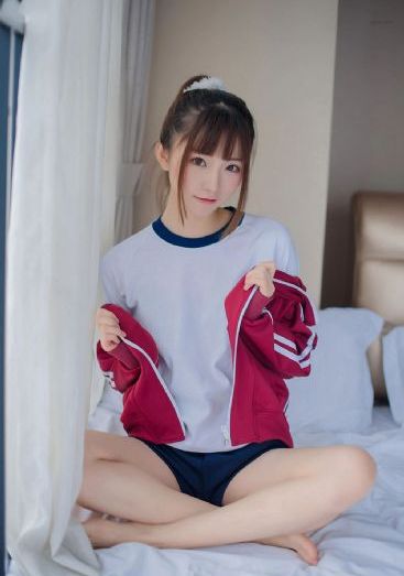 欧美汇哪家衣服过万_无删减完整版在线观看