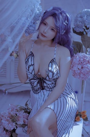亚洲欧美先锋中文美腿_超清HD在线观看