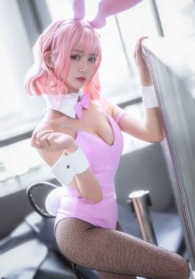 欧美超性感美女图片_超清电影免费在线