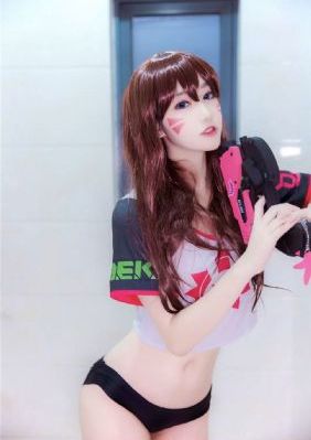 国产在线嫩模_蓝光高清完整版